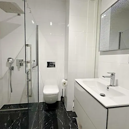 Mieszkanie 60m2 Z Balkonem Na Sylwestra W Centrum Wroclawia! Breslavia